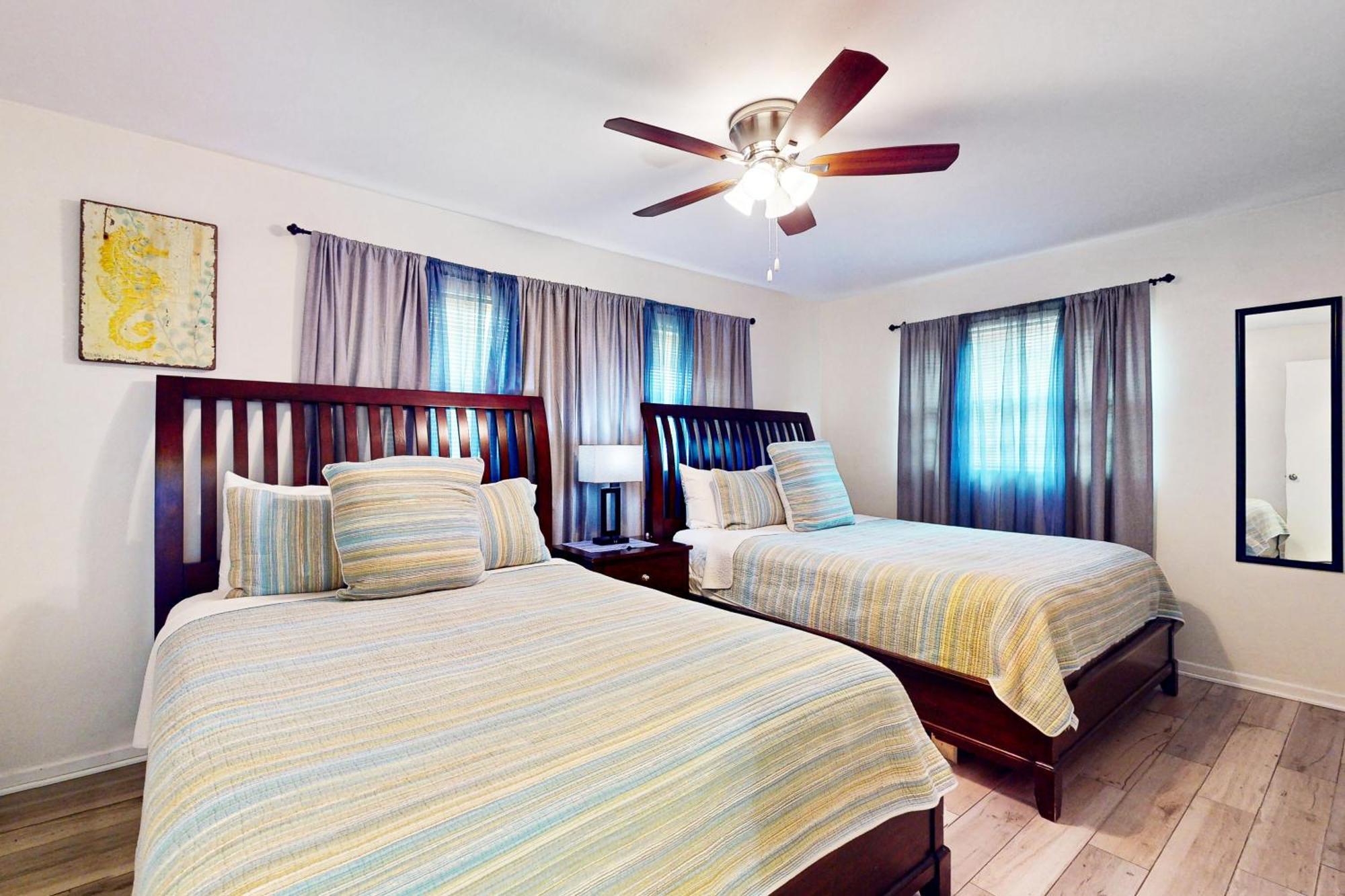 Relax In Retro Villa Clearwater Bagian luar foto