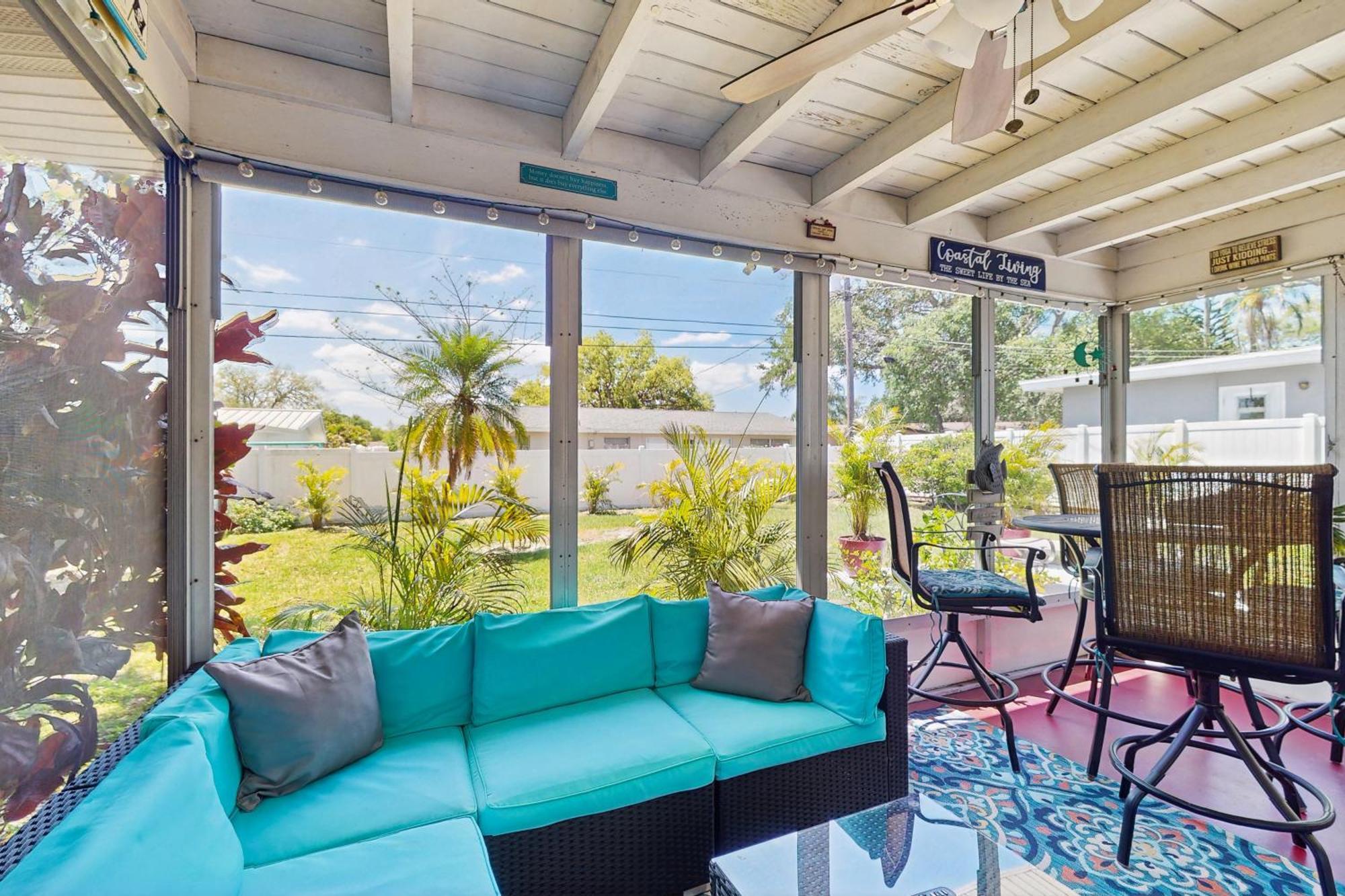 Relax In Retro Villa Clearwater Bagian luar foto