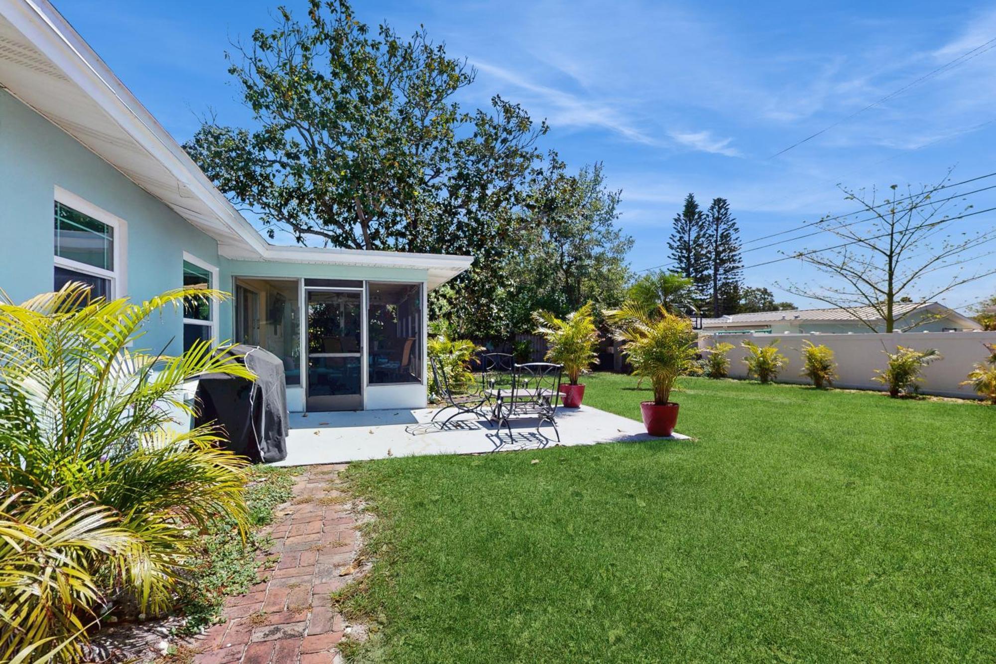 Relax In Retro Villa Clearwater Bagian luar foto